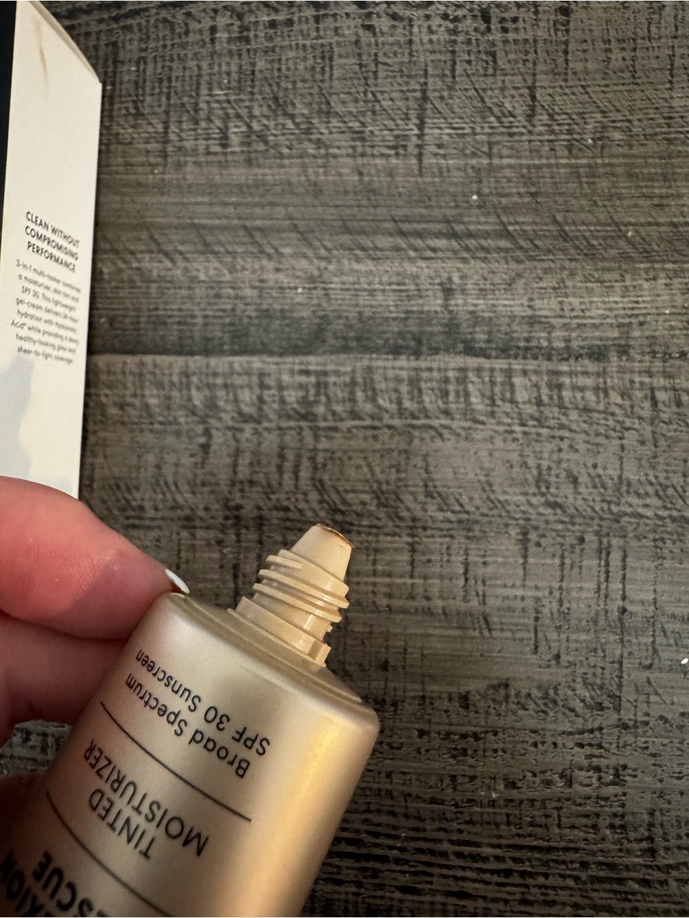 BareMinerals Complexion Rescue Tinted Moisturizer - Wheat 4.5 - Picture 7 of 9
